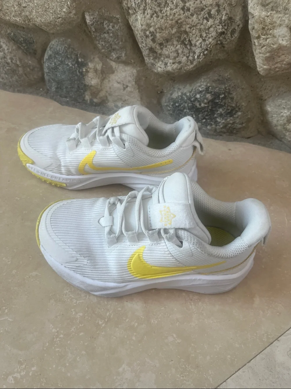 Nike Kids White and Yellow Pull on Sneakers